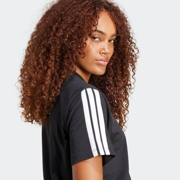 ADIDAS SPORTSWEAR Λειτουργικό μπλουζάκι σε μαύρο