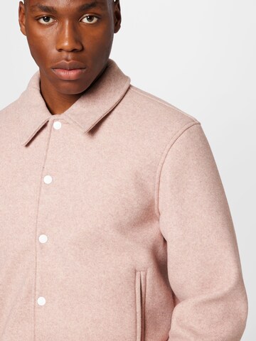 BURTON MENSWEAR LONDON Jacke in Pink