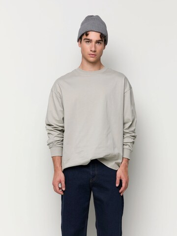 BALMOHK Bluser & t-shirts i grå: forside