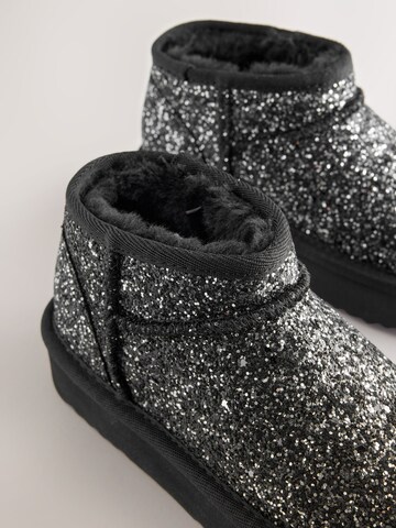 Next Snow boots in Black