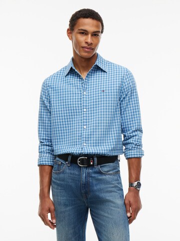 Tommy Jeans Regular fit Ing - kék: elől
