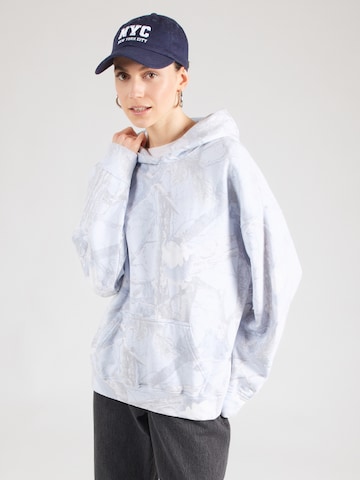 HOLLISTER Суичър в синьо: отпред