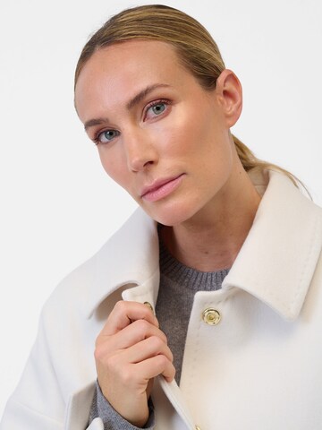 Cappotto di mezza stagione 'Valentina' di RICANO in bianco