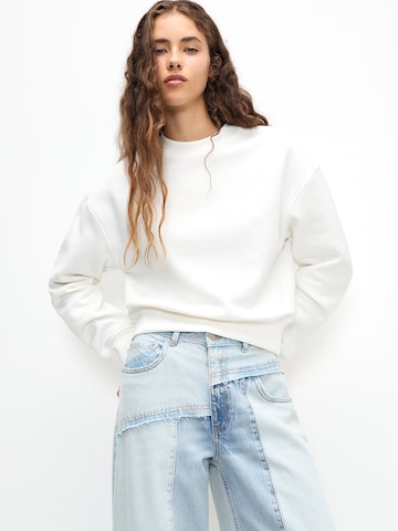 Pull&Bear Sweatshirt in Beige: Vorderseite