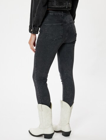 Koton Skinny Jeans in Zwart