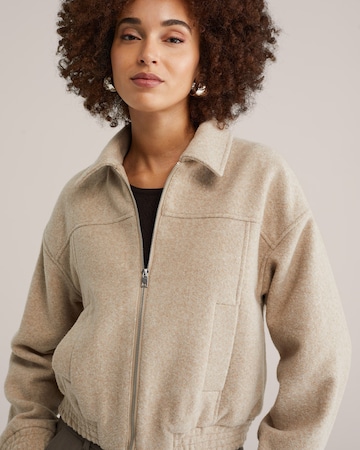 WE Fashion Демисезонная куртка в Бежевый