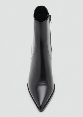 Stivaletto 'NINA' di MANGO in nero