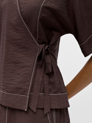Camicia da donna 'OBJJacira' di OBJECT in marrone