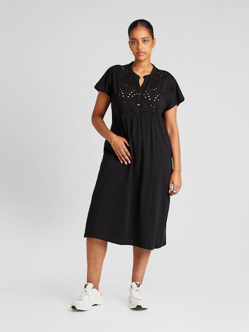 Robe-chemise 'CARSILLAH' ONLY Carmakoma en noir : devant