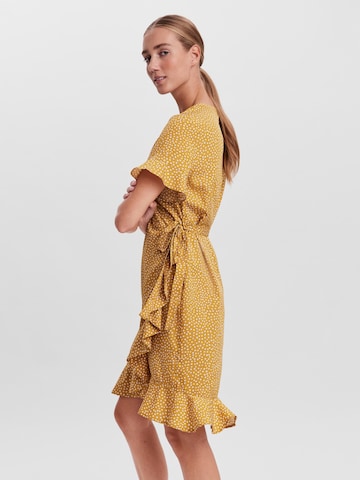 Robe 'Henna' VERO MODA en jaune