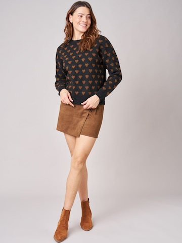 Deeluxe Sweater in Black