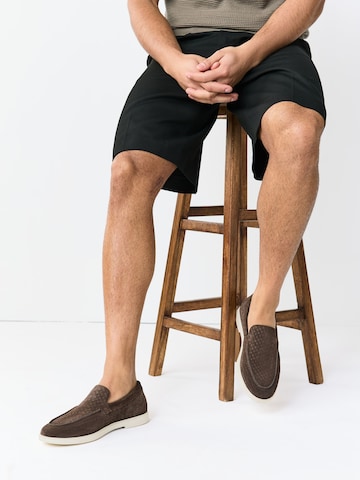 Chaussure basse Next en marron