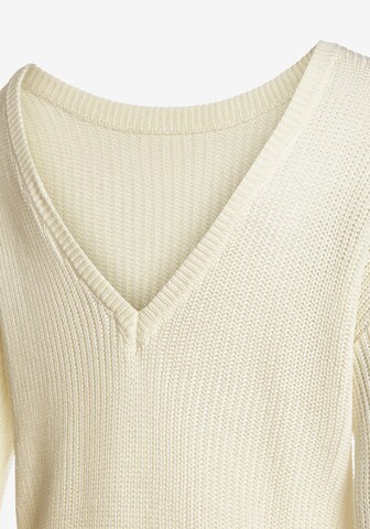 Pullover di LASCANA in bianco