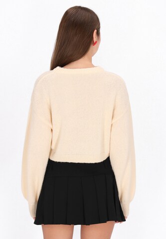 MYMO Υπερμέγεθες πουλόβερ σε λευκό