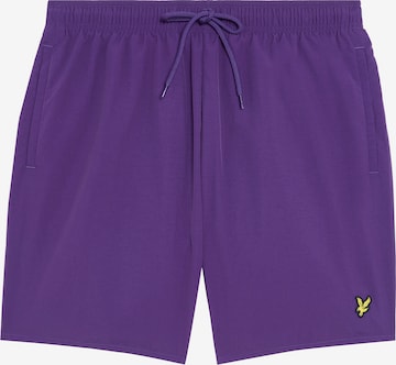 Shorts de bain Lyle & Scott en violet : devant