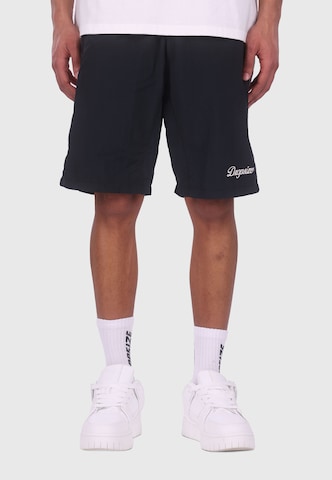 Dropsize Regular Shorts 'Piping' in Schwarz: Vorderseite