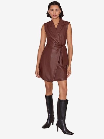 Lipsy Dress in Red: front