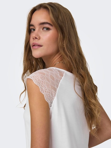 T-shirt 'PETRA' ONLY en blanc