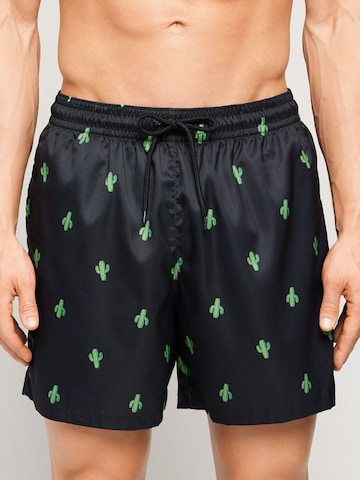Tezenis Board Shorts in Black