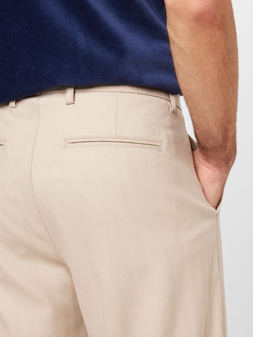 Les Deux Regular Chino Pants in Beige