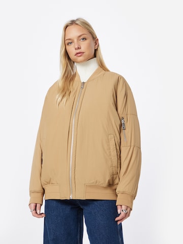 Veste mi-saison Calvin Klein en beige : devant