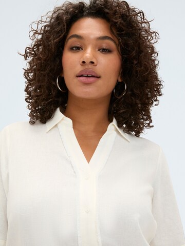 Chemisier Fiorella Rubino en blanc
