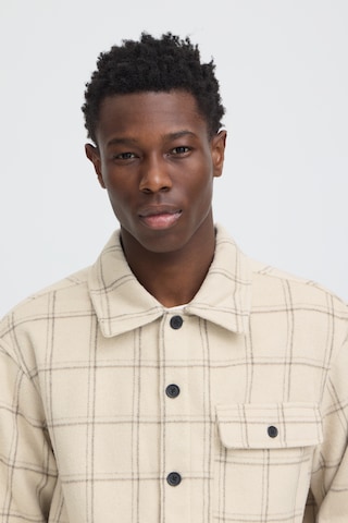 !Solid Regular fit Skjorta 'SDWHEELER' i beige