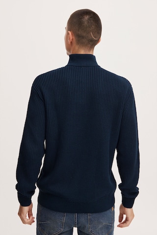 !Solid Pullover in Blau