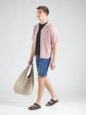 HOLLISTER Футболка в Черный