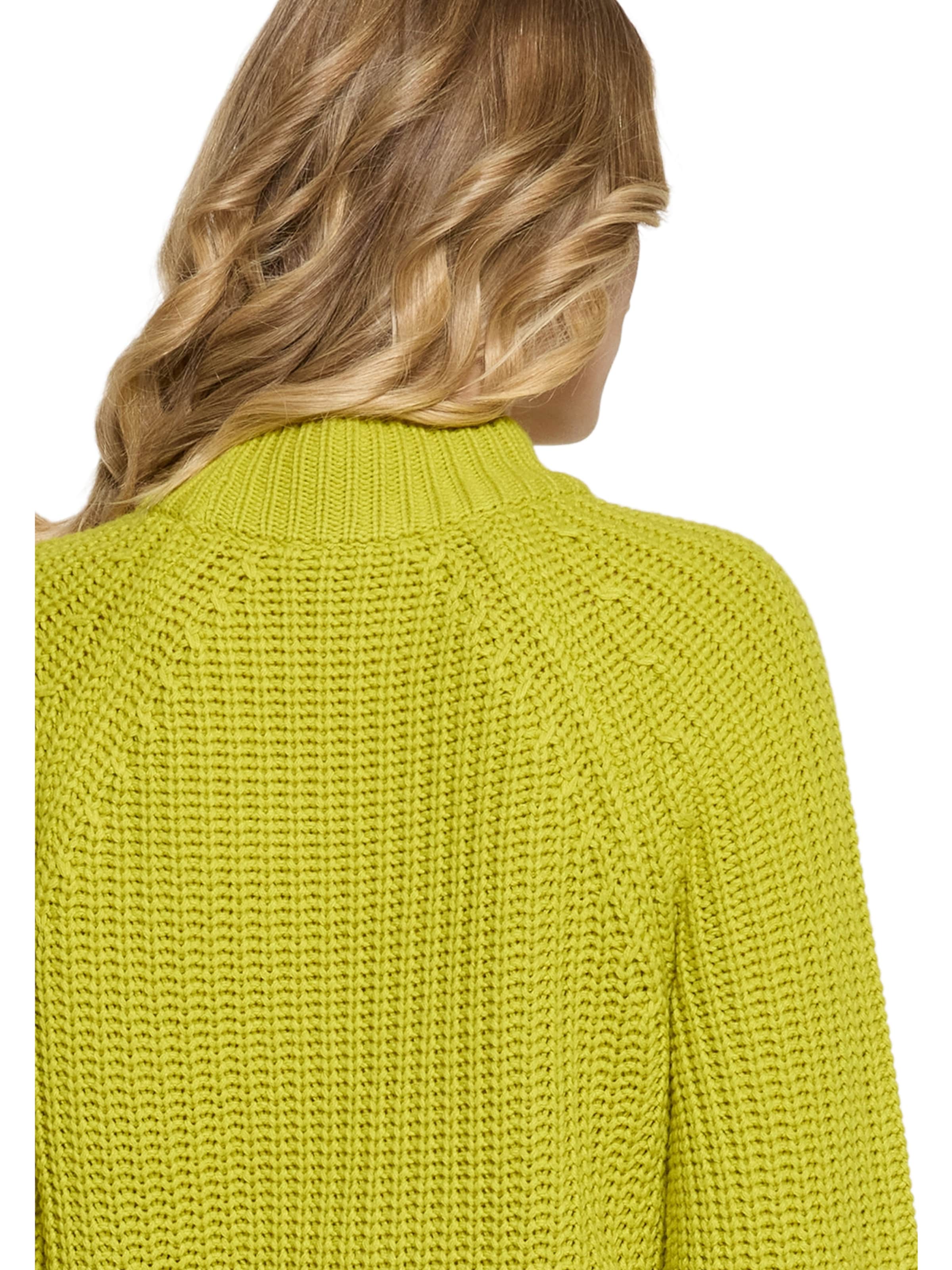 Pullover di Betty & Co in verde