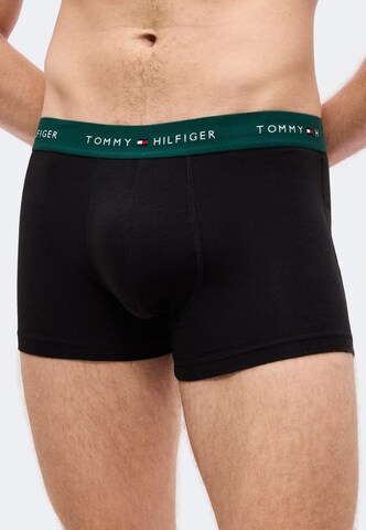 Tommy Hilfiger Underwear Боксерки 'Essential' в черно: отпред