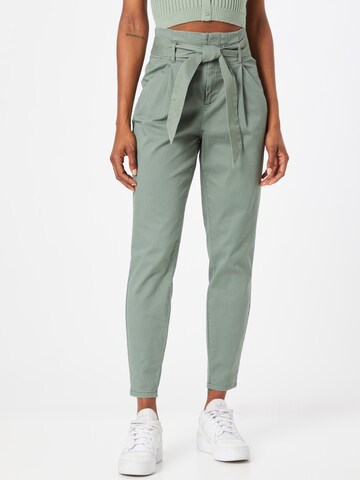 VERO MODA Regular Pleat-Front Pants in Green: front