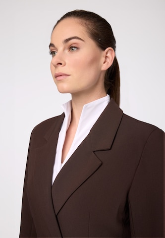 Suri Frey Blazers ' SFY Freyday ' in Bruin