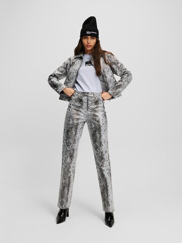 Regular Pantalon 'Snake' KARL LAGERFELD JEANS en gris