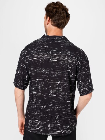 QUIKSILVER - Ajuste regular Camisa funcional 'VEINSCOSE' en negro