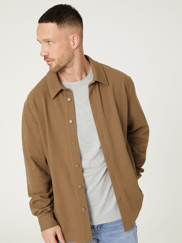 DAN FOX APPAREL Regular fit Button Up Shirt 'Franz' in Brown: front