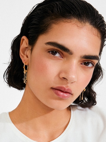 Cercei 'Mylan' de la Pilgrim pe auriu: față