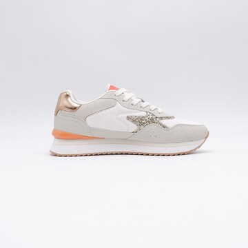 Baskets basses 'Dolly' Deeluxe en beige