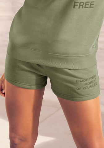 BUFFALO Normalny krój Spodnie w kolorze zielony