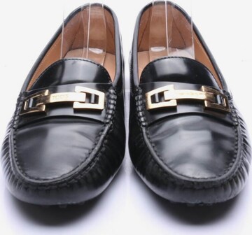 Tod's Flats & Loafers in 37,5 in Black