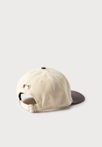 smėlio NEW ERA Kepurė 'WMNS 940 NEYYAN': galas