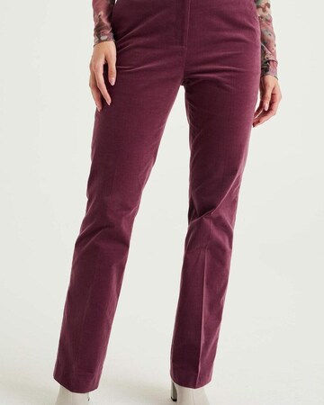 WE Fashion Regular Trousers in Purple