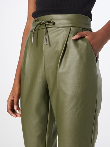 VERO MODA Tapered Pleat-Front Pants 'Eva' in Green