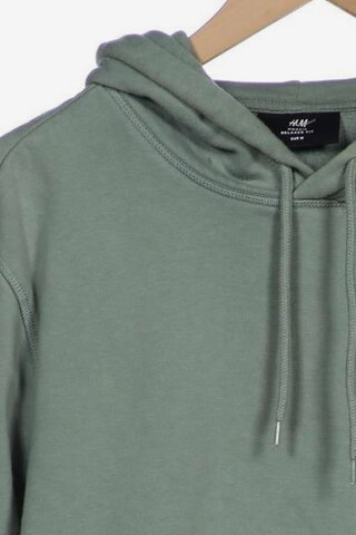 H&M Sweatshirt & Zip-Up Hoodie in M in Green