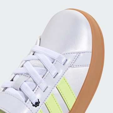 ADIDAS SPORTSWEAR Sports shoe 'DISNEY GRAND COURT 3.0' in Grey