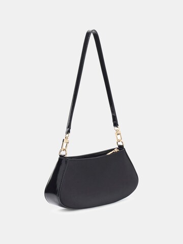 GUESS Schultertasche 'Elsie' in Schwarz