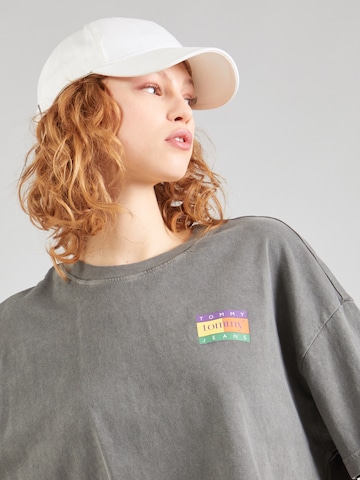 Tommy Jeans T-Shirt 'SUMMER FLAG' in Grau