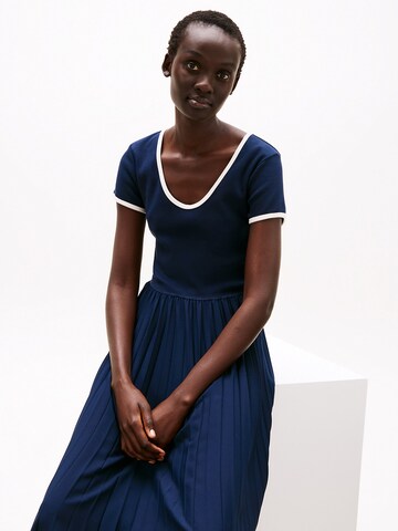 TOMMY HILFIGER Jurk in Blauw