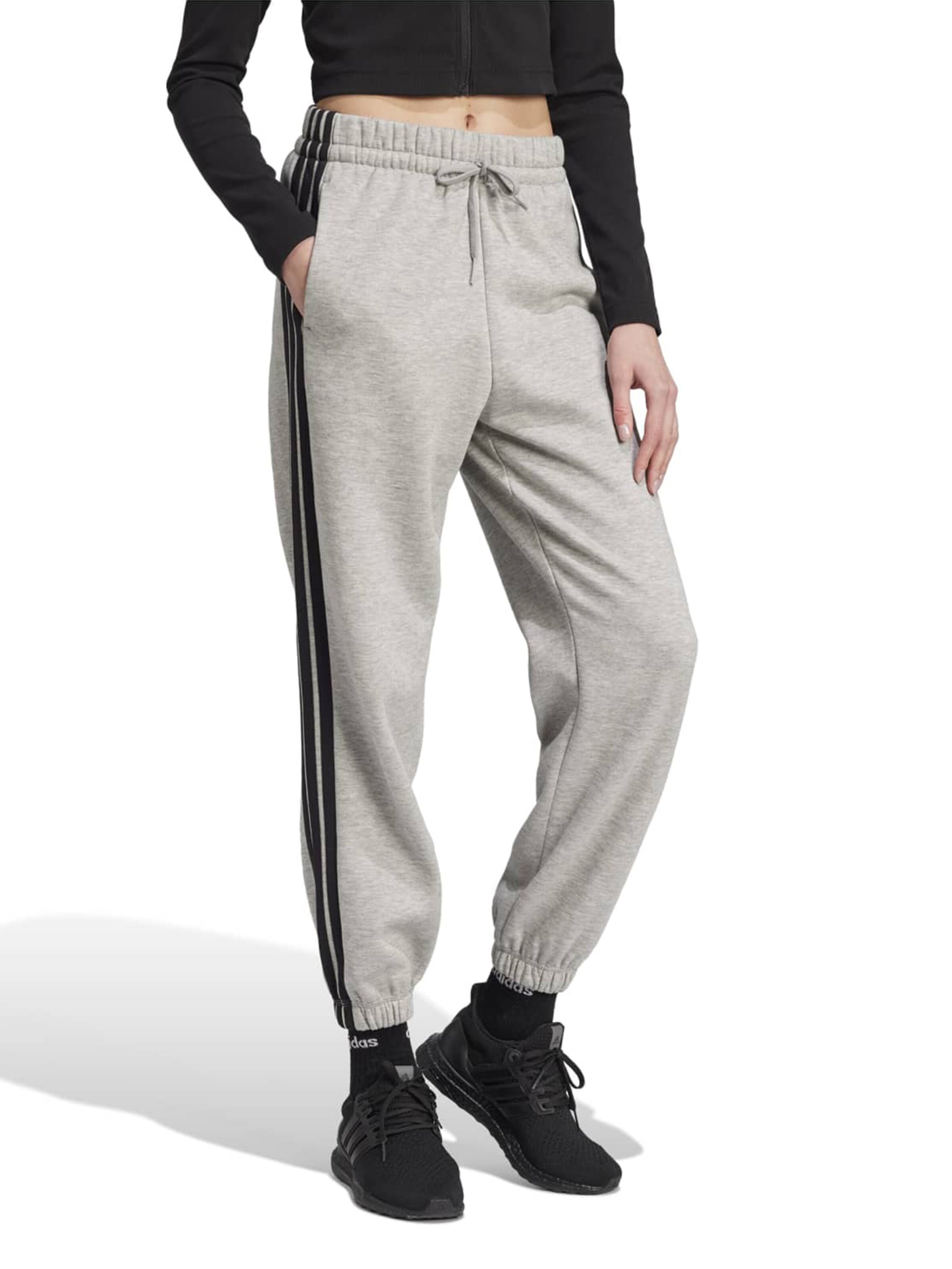 ADIDAS SPORTSWEAR Zwężany krój Spodnie sportowe 'Essentials' w kolorze szary: przód