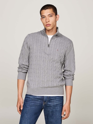 TOMMY HILFIGER Sweater 'Classic' in Grey: front